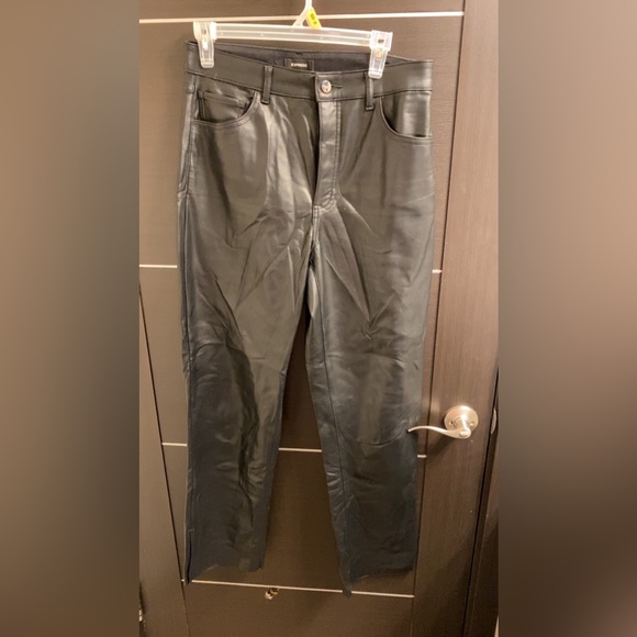 Express Black leather straight leg pants - Picture 1 of 1